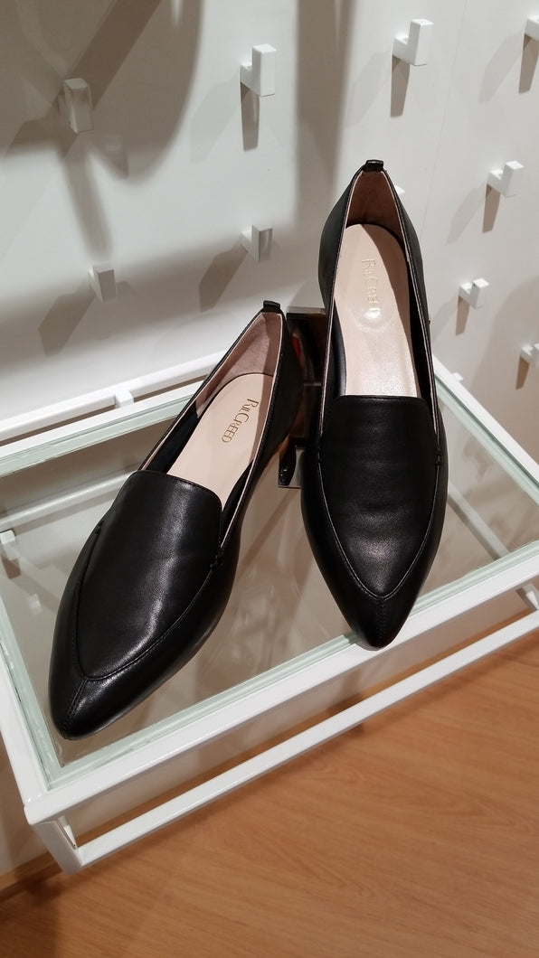 Pointed Loafers